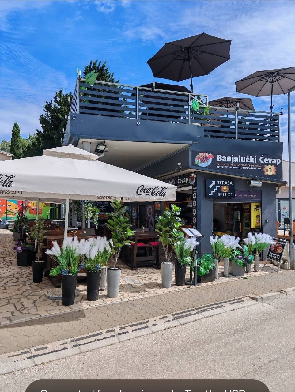 Exterior terrace of Deluxe Grill and Pancakes Bar in Medulin